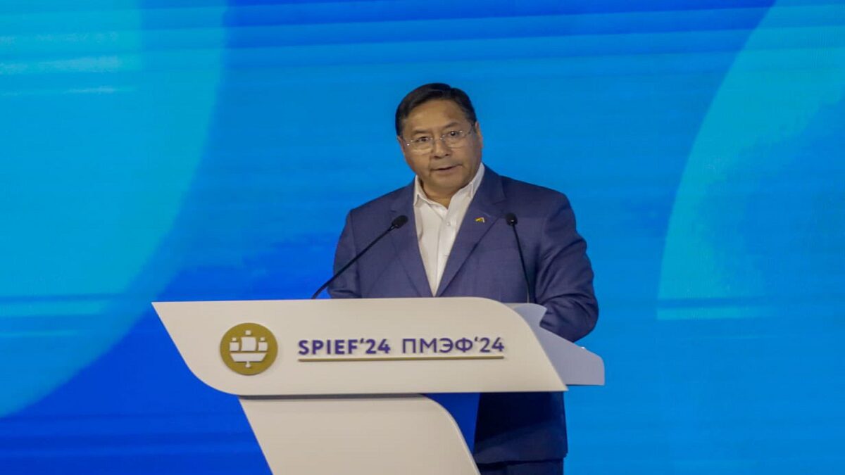 Presidente de Bolivia afirma que economía de los Brics "han quebrado la hegemonía de EE.UU." 4 4