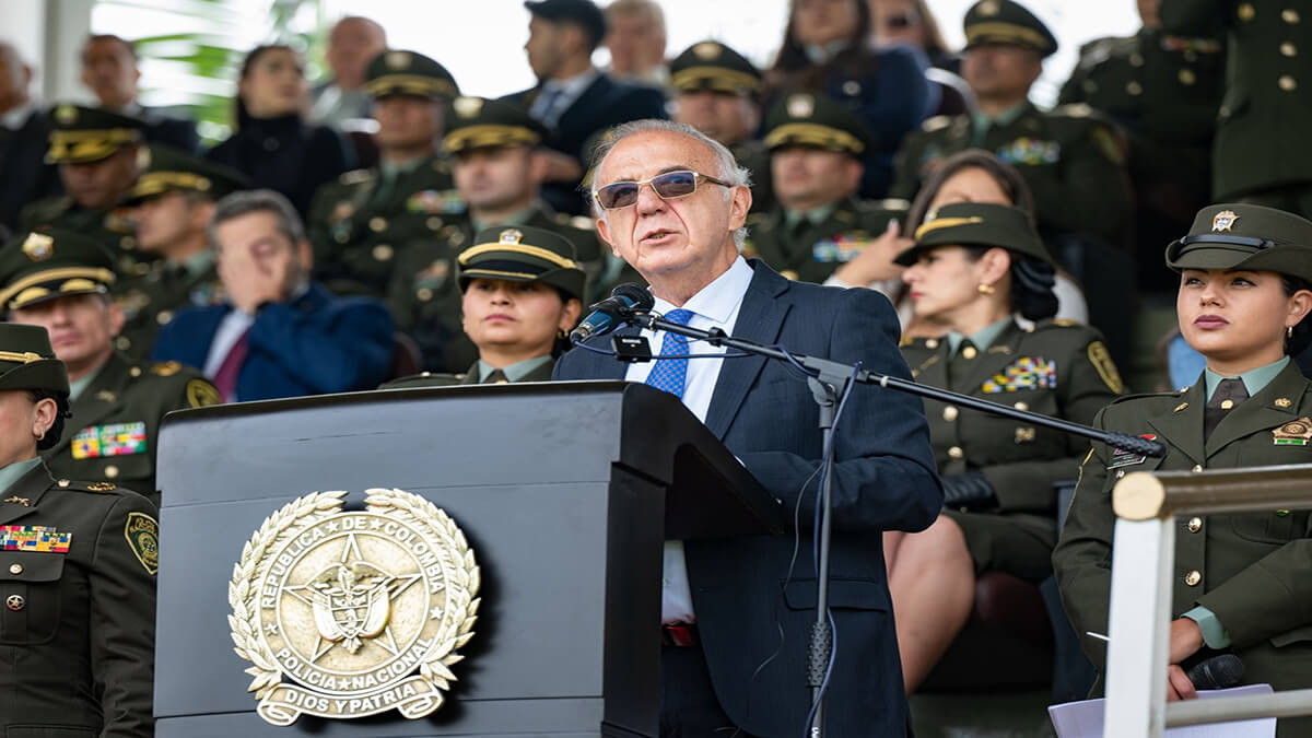 Colombia Ministro Defensa twitter 1
