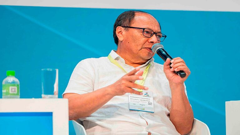 Denuncian atentado contra escoltas de líder indígena de Colombia 1 Colombia lider indigena Armando Wouriyu foto Ieanpe