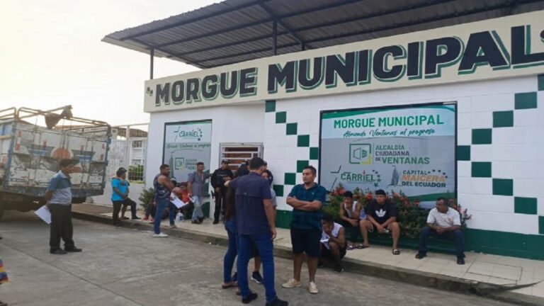 Asesinan a siete personas en provincia ecuatoriana Los Ríos 1 Ecuador masacre cancha futbol provincia Los Rios foto Expreso