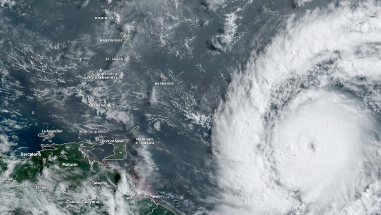 Huracán Beryl avanza a Islas de Barlovento con categoría 4 1 GRUfL97XMAACeqj