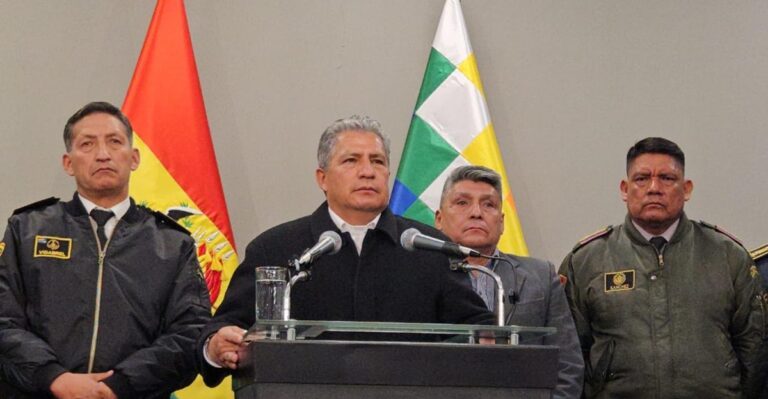 Alto mando militar de Bolivia ofrece detalles sobre neutralización golpe de Estado 1 Ministerio de Defensa Bolivia