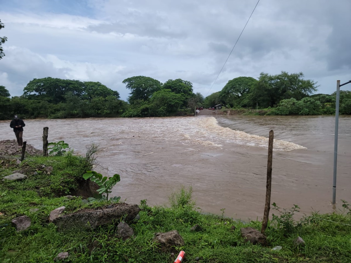 Emergencia en Honduras tras desbordamiento del río Goascorán, en el sur del país 8 Noticias HN