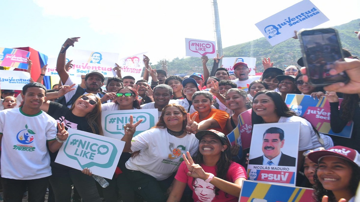 Venezolanos respaldan gestión del presidente Maduro y rechazan sanciones de EE.UU. 4 Venezuela movilizacion Macarao Caricuao foto PSUV 1