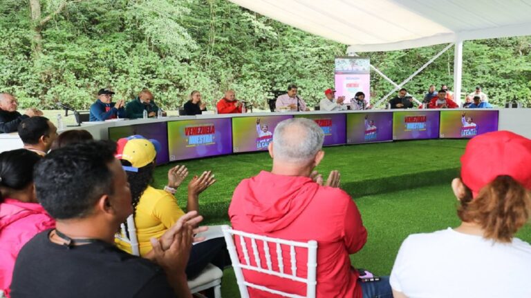 Venezuela revision simulacro 1x10 electoral foto Prensa Presidencial 2