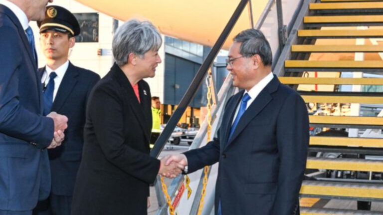 Primer ministro Li dice que China trabajará con Australia para lograr lazos más estables 1 bgio