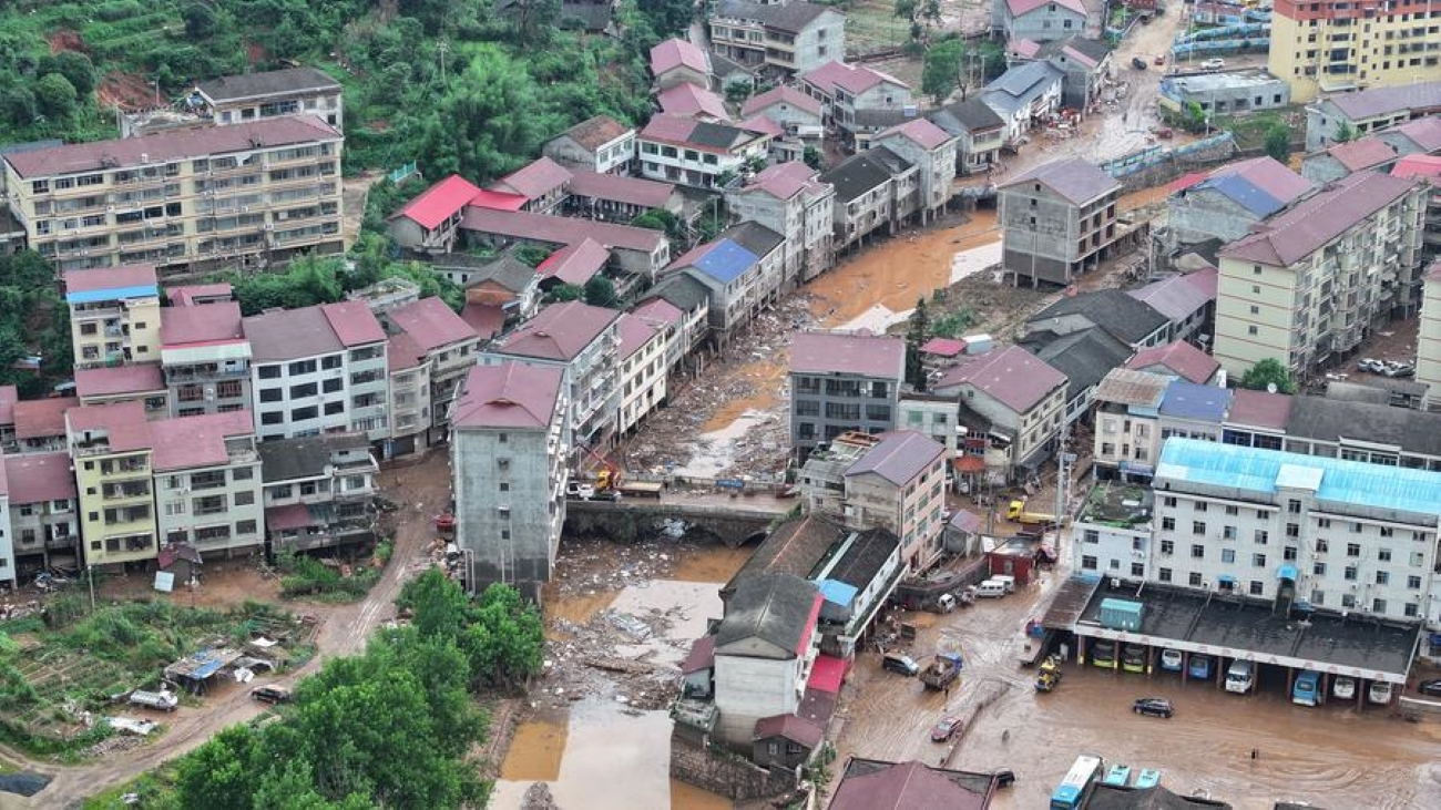 Reportan 47 muertos por inundaciones al sur de China 2 inundaciones china