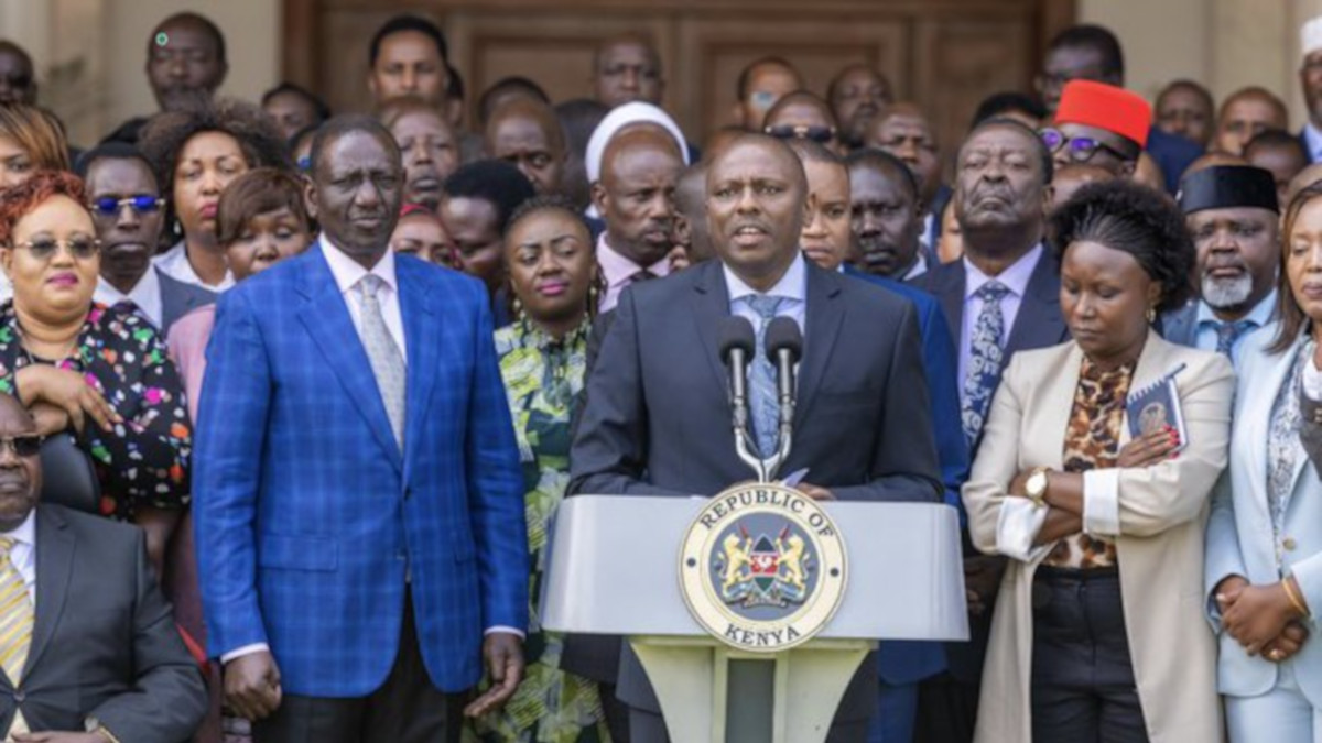 Presidente de Kenia retira proyecto legislativo que causó las protestas 2 ruto