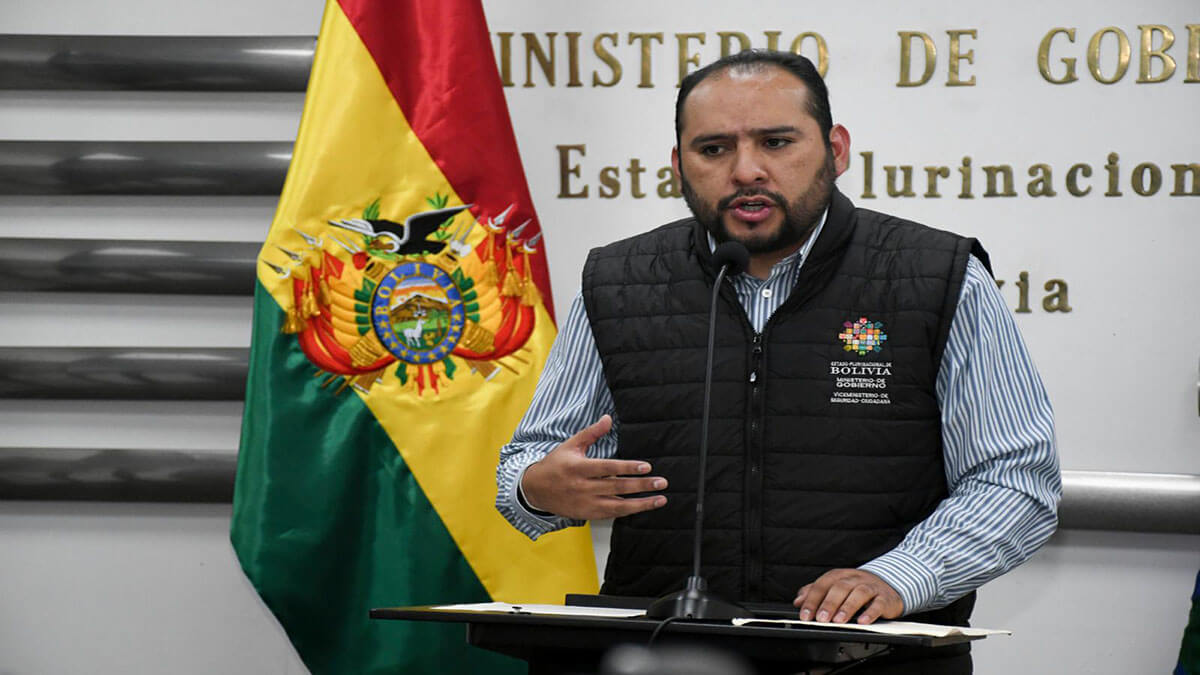 Detienen a jefe de unidad de élite militar por fallido golpe de Estado en Bolivia 5 Bolivia Viceministro Roberto Rios ABI