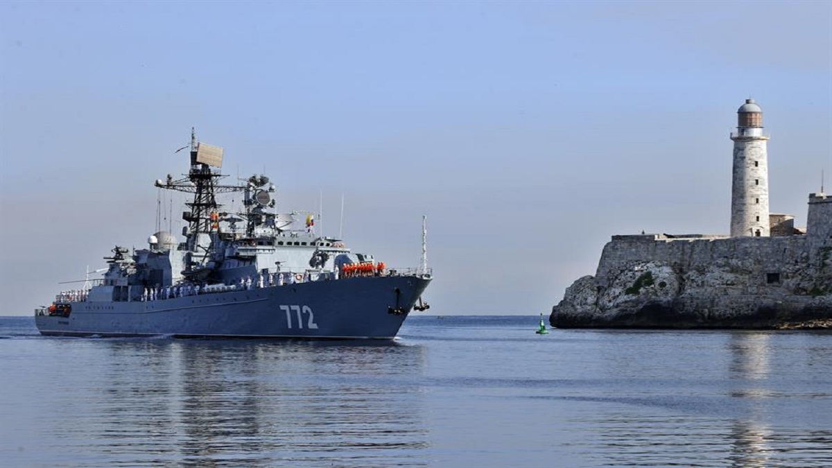 Tres buques de la Armada rusa arriban a La Habana en visita de cortesía 8 Cuba llegada buques Rusia Flota del Baltico foto EFE