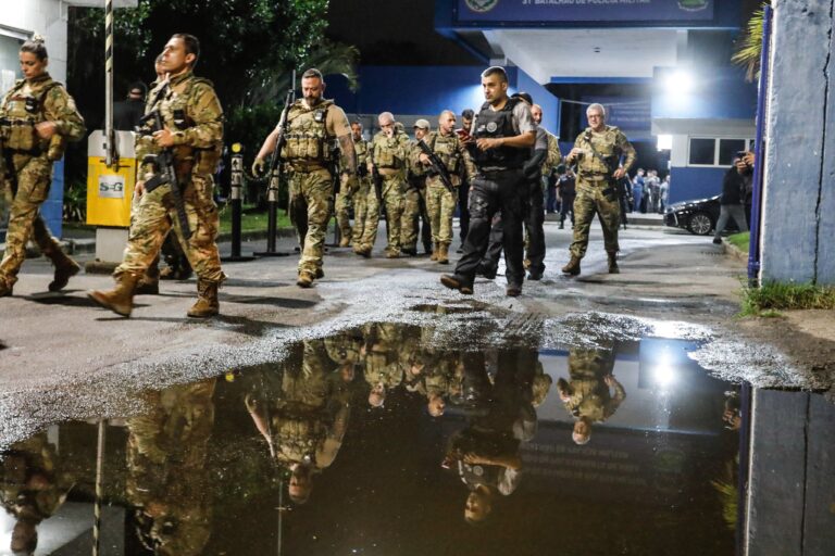 Gobierno de Brasil lanza operación policial en 10 favelas de Río de Janeiro 1 brasil policia