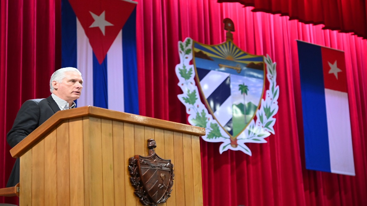 Presidente cubano clausura tercer periodo de sesiones del Parlamento 6 diaz canel