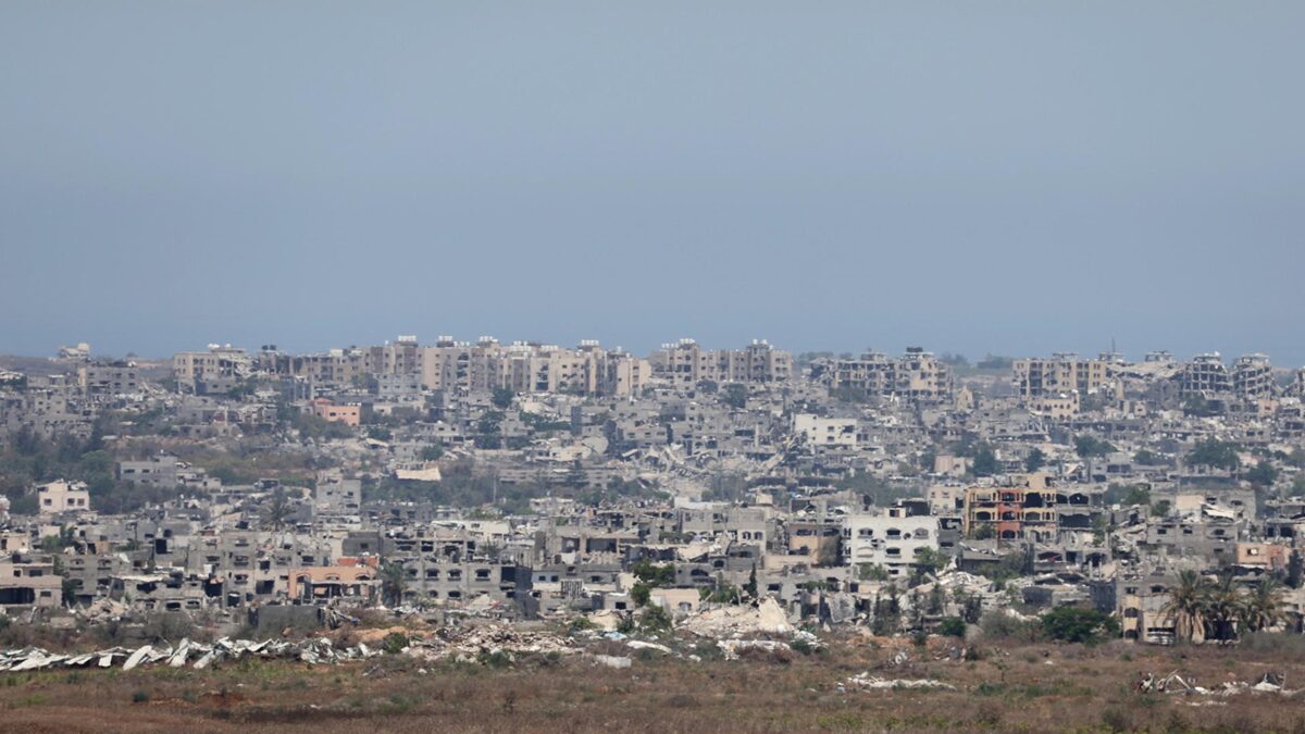 Recuperan 60 cuerpos de palestinos asesinados en el barrio de Shujaiya al este de Gaza 2 gazaaa