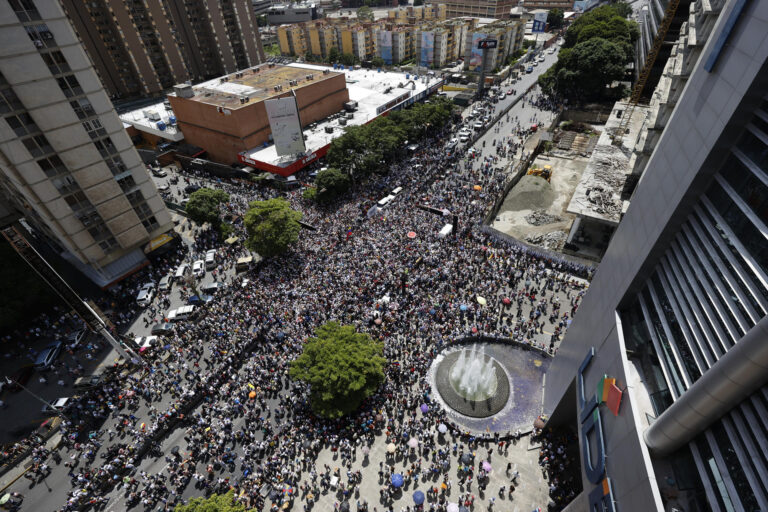 Escasa participación en convocatoria de María Corina Machado 1 8022221453001w