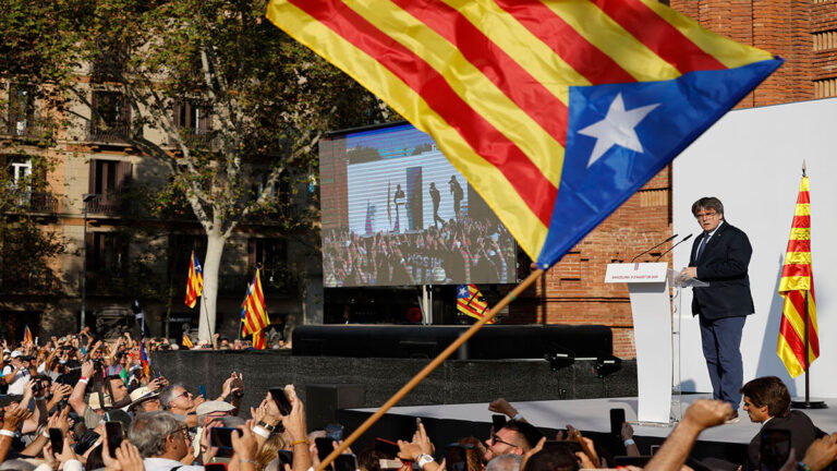 Expresidente catalán, Carles Puigdemont llega a Barcelona tras siete años de exilio político 1 Barcelona Carles Puigdemont EFE