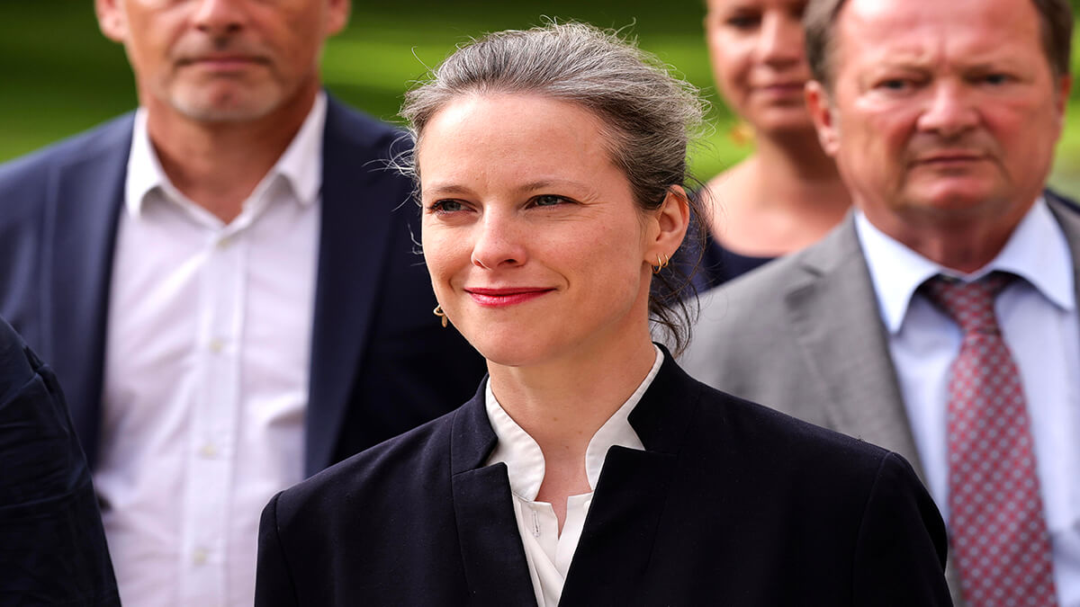 Izquierda francesa no acudirá a nueva ronda de consultas con Emmanuel Macron 5 Francia Primera Ministra EFE