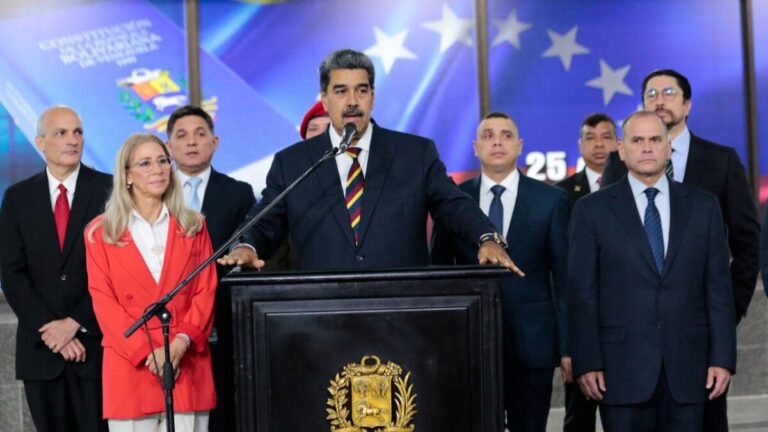 Presidente de Venezuela responde a las preguntas del TSJ según lo establecido por la ley 1 Maduro 7