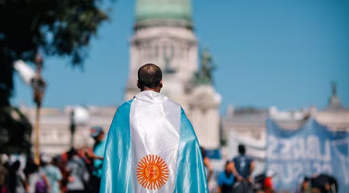 Docentes y universitarios realizan segundo día de paro por reformas salariales en Argentina 6 argentina 6