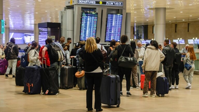 150.000 israelíes permanecen varados en el extranjero ante aumento de tensiones 1 israel