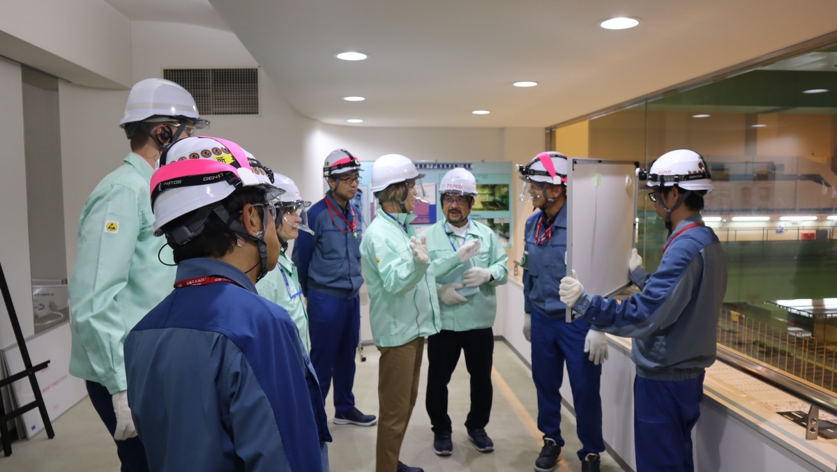 Suspenden intento de obtener combustible fundido en reactor nuclear dañado de Japón 6 jap 1