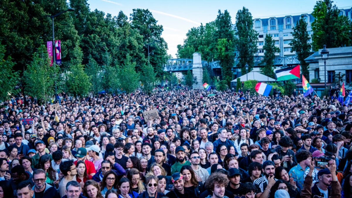 Partido La Francia Insumisa se movilizará contra abuso de poder de Macron 4 movili