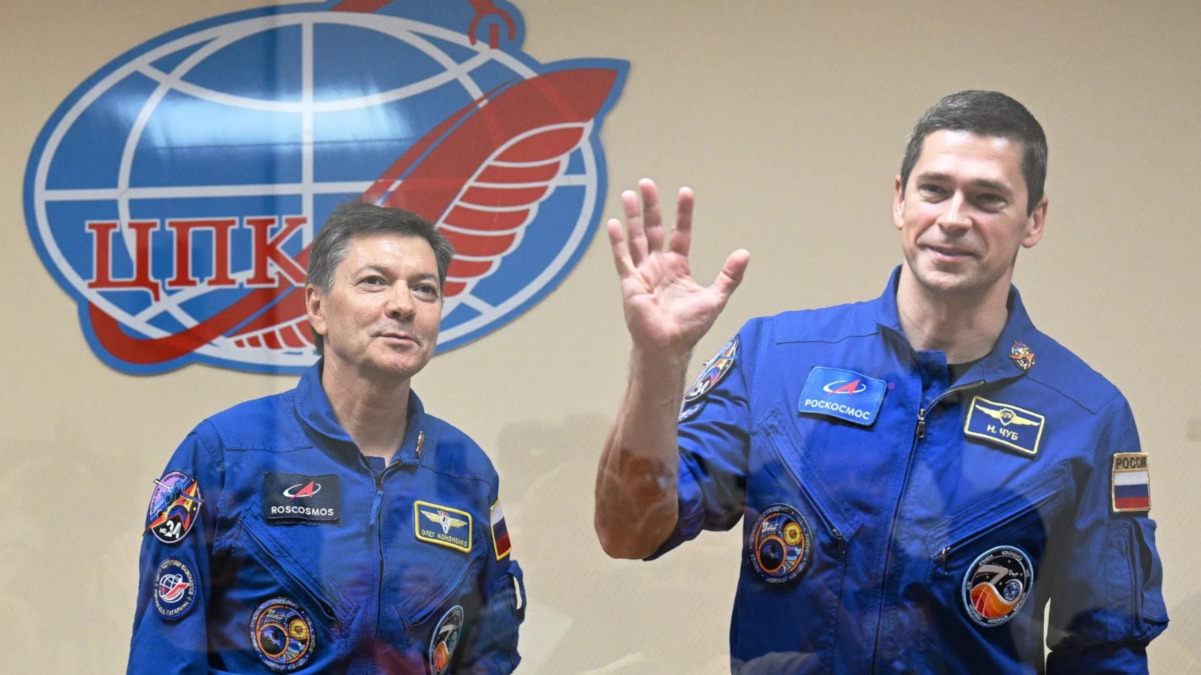 Cosmonautas rusos establecen nuevo récord de permanencia en Estación Espacial 2 Cosmonautas record01
