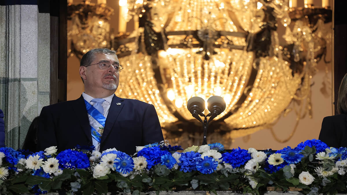 Presidente guatemalteco destaca la lucha anticorrupción durante actos por día de Independencia 2 Guatemala Bernardo Arevalo twitter 1