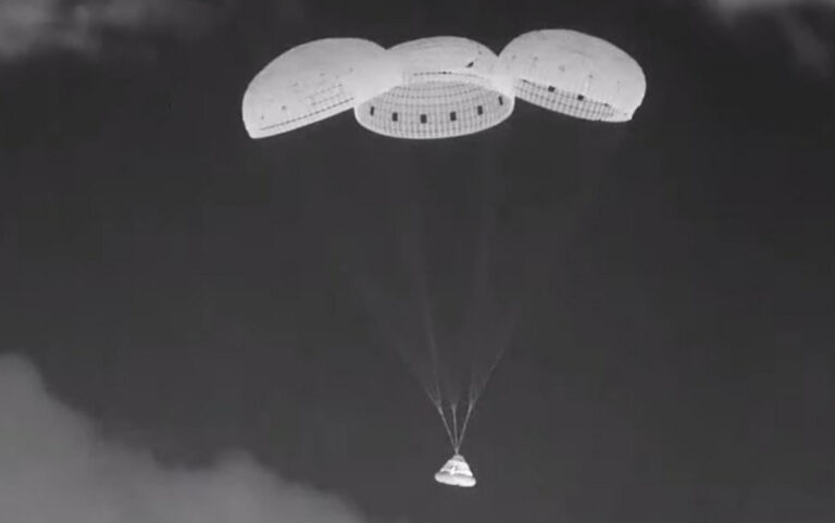Nasa capsula starliner01