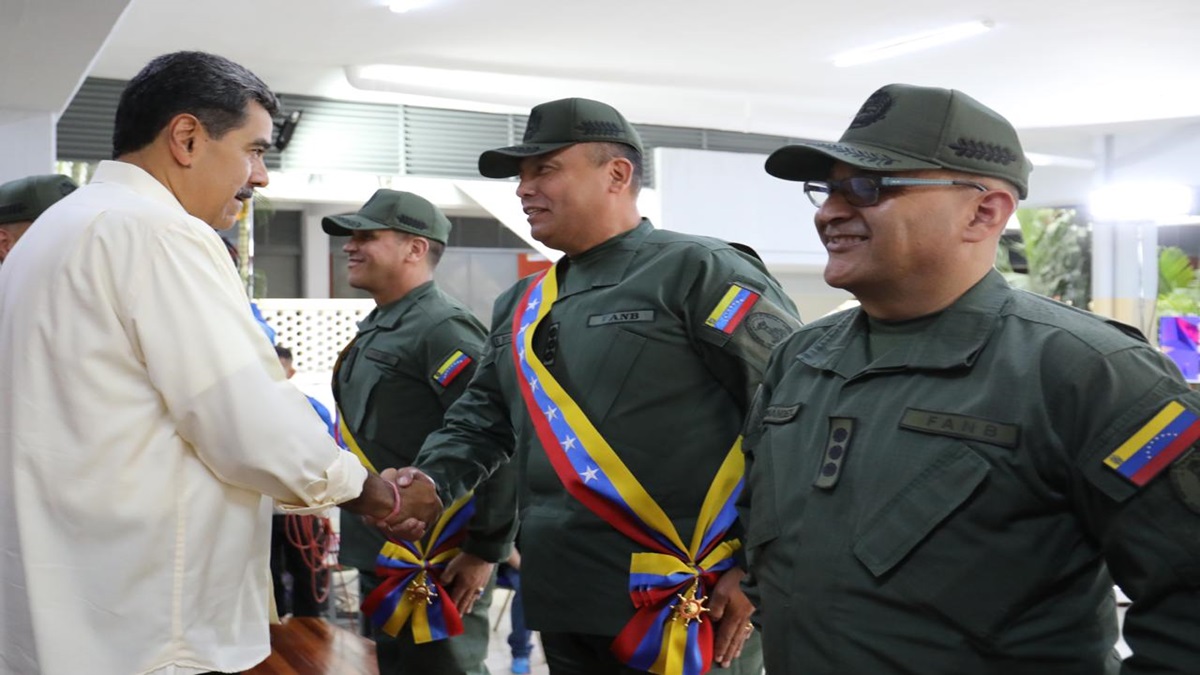 Sanciones de EE.UU. se transforman en medallas de honor para la Fuerza Armada venezolana 2 Nicoo 2