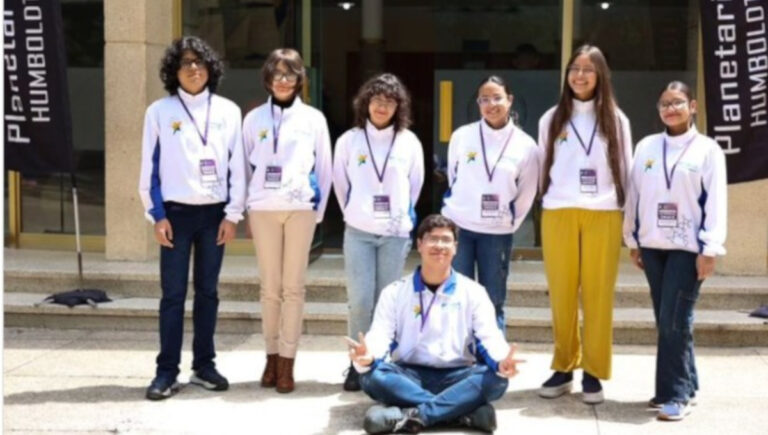 Jóvenes científicos venezolanos reciben mención honorífica en Olimpiadas de Astronomía 1 Venezuela jovenes01