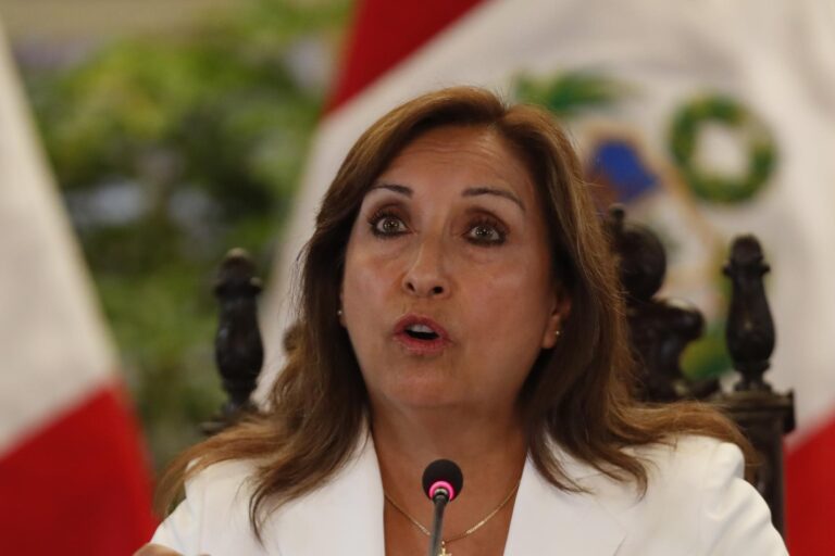 Reciente encuesta en Perú: alta desaprobación del gobierno de Boluarte y el Congreso 1 WhatsApp Image 2024 09 30 at 3.13.37 PM