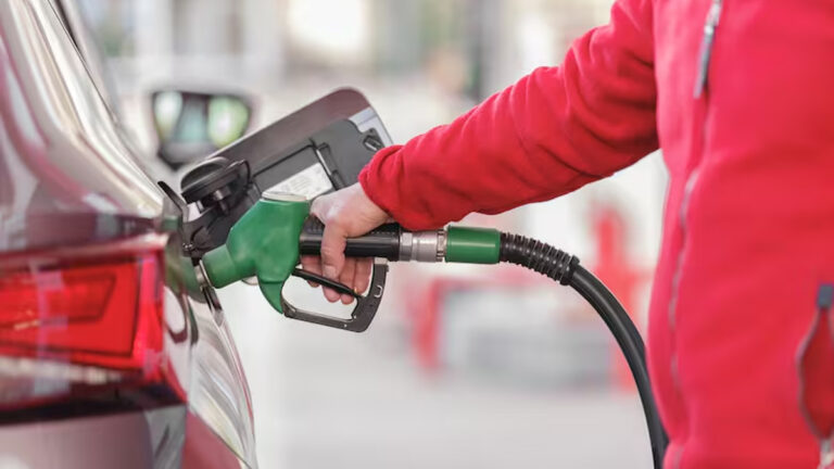 Argentinos protestan en rechazo al aumento de precio del combustible 1 argentina