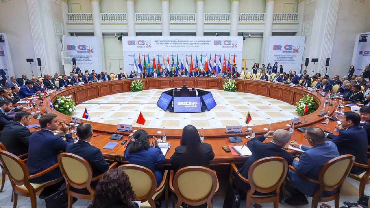 Irán pide formar una comisión de seguridad BRICS 4 brics