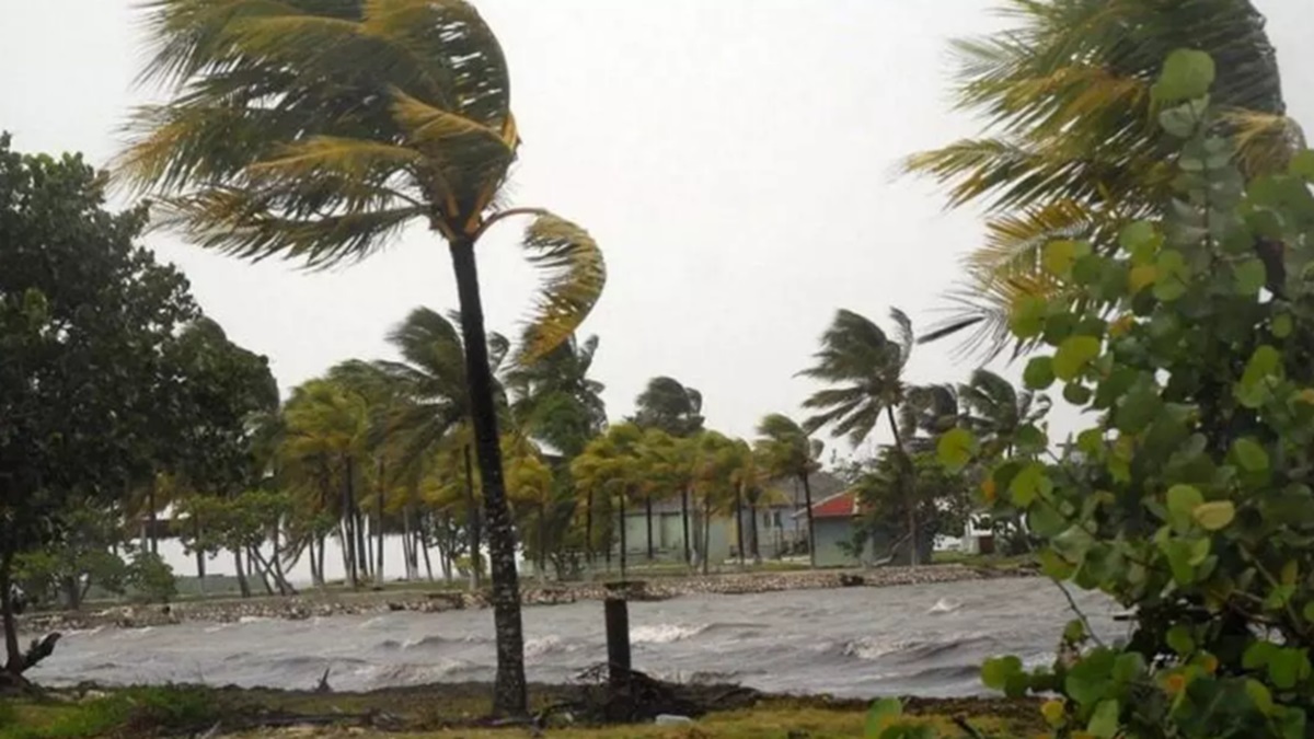 Cuba alerta ante paso de tormenta tropical Helene que avanza hacia al norte 7 cub