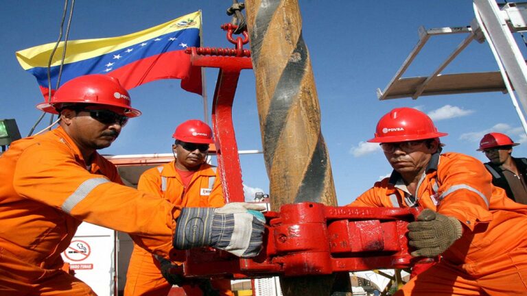 Venezuela fortalece su desarrollo económico: potencia petróleo, soberanía alimentaria y más créditos 1 pdvsa