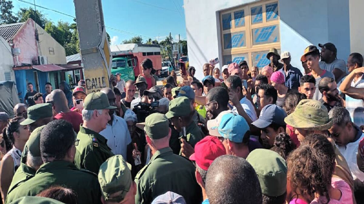 Presidente Miguel Díaz-Canel llega hasta zonas afectadas de Guantánamo 9 0808