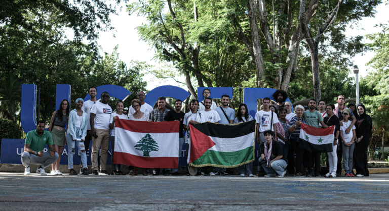 Siembra por la paz: un olivo para Líbano y Palestina 1 11nmf 83