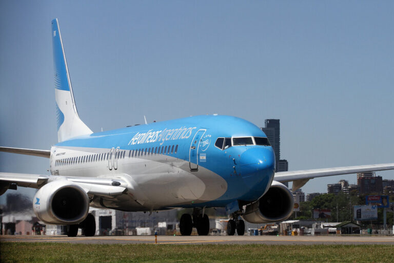 Milei publica decreto que declara a Aerolíneas Argentinas «sujetas a privatización» 1 877875 caro 20camps g0136951