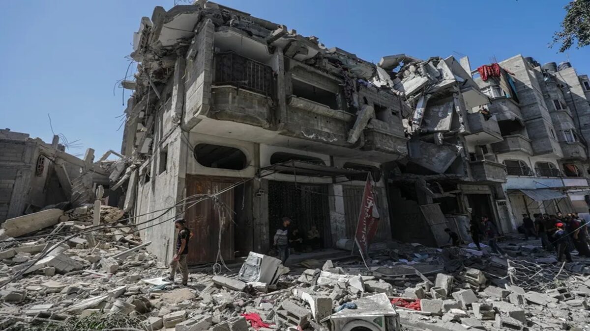 Ascienden a 42.010 los muertos y a 97.720 los heridos a causa de las masacres israelíes 9 AL BUREIJ