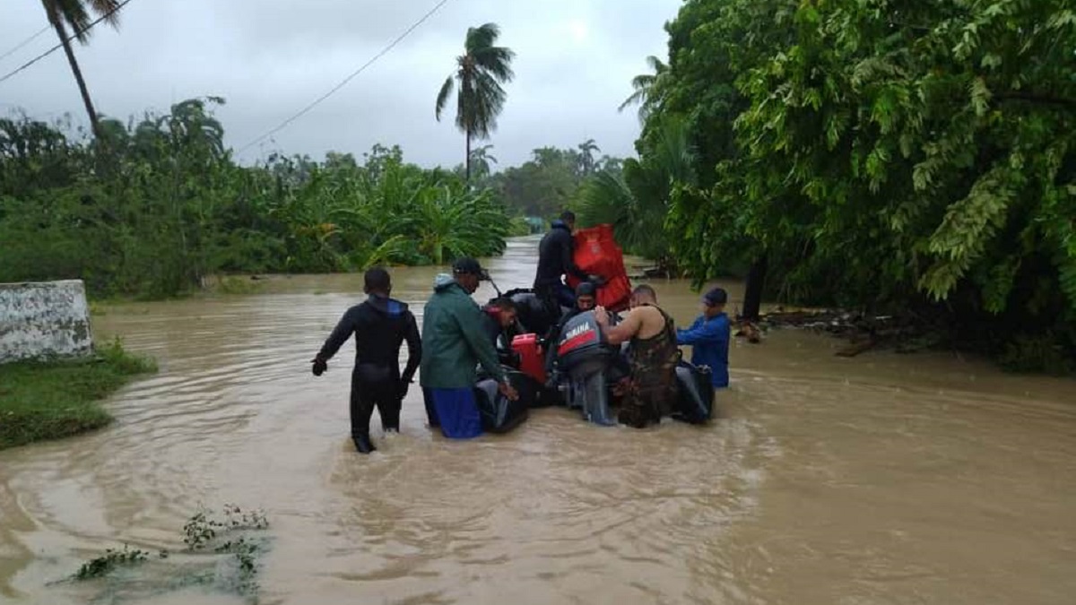 Cuba Guantanamo rescate tormenta tropical Oscar