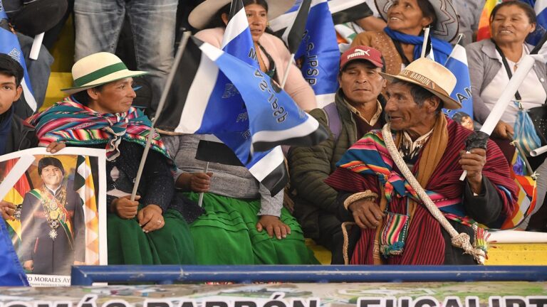 Seguidores de Evo Morales determinan el corte de carreteras en Bolivia a partir del lunes 1 Evistas