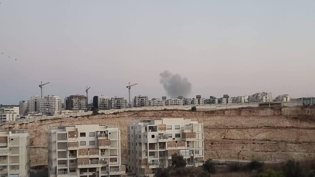 Hezbolá confirma ataques contra un centro de inteligencia y una base naval de Israel 4 Hezbola Israel twitter