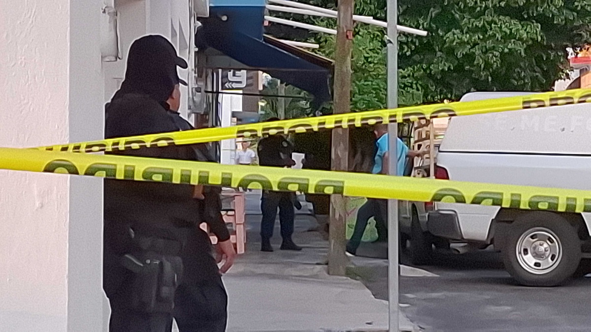 Abren investigación por el asesinato de una periodista mexicana en Colima 2 MEX