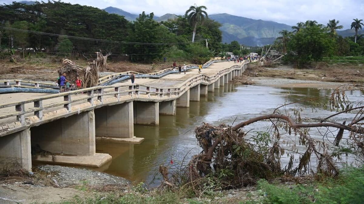 Cuba: Aumentan a ocho las personas fallecidas tras el paso del huracán Oscar 6 Radio