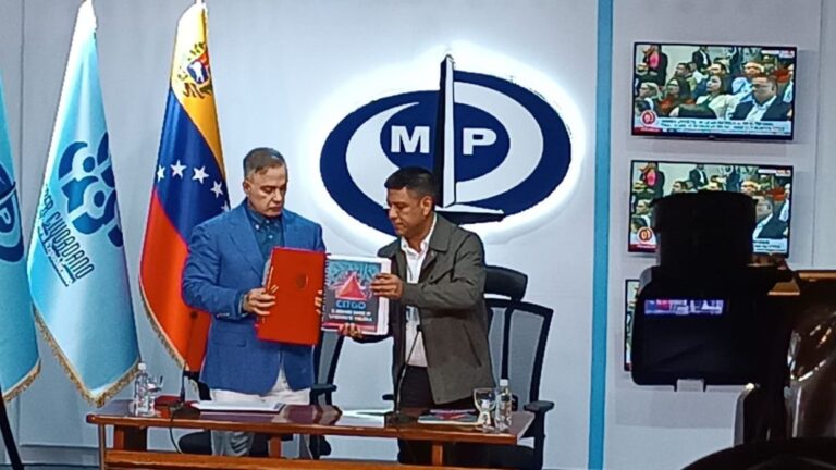 Asamblea Nacional entrega al Ministerio Público informe contra involucrados en el robo de CITGO 1 el ministerio publico recibio el informe final de la comision parlamentaria que investiga el robo de 161277