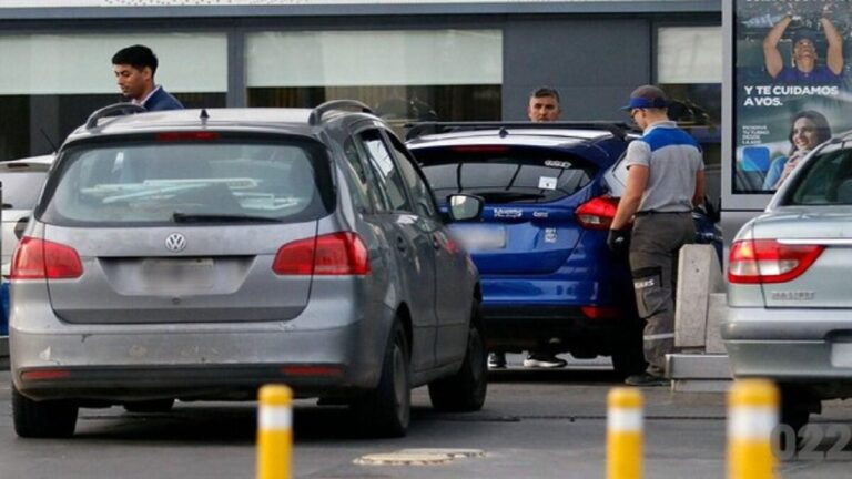 Argentina anuncia aumento del combustible a partir del próximo viernes 1 gaso