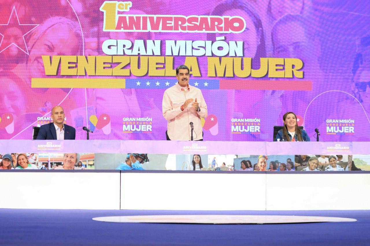Primer Aniversario de la Gran Misión Mujer: igualdad y derechos en Venezuela 3 photo 4981492873551785328 y