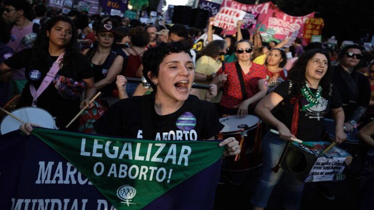 Cámara de Diputados brasileña debate propuesta para prohibir toda opción de aborto 1 Brasil aborto EFE