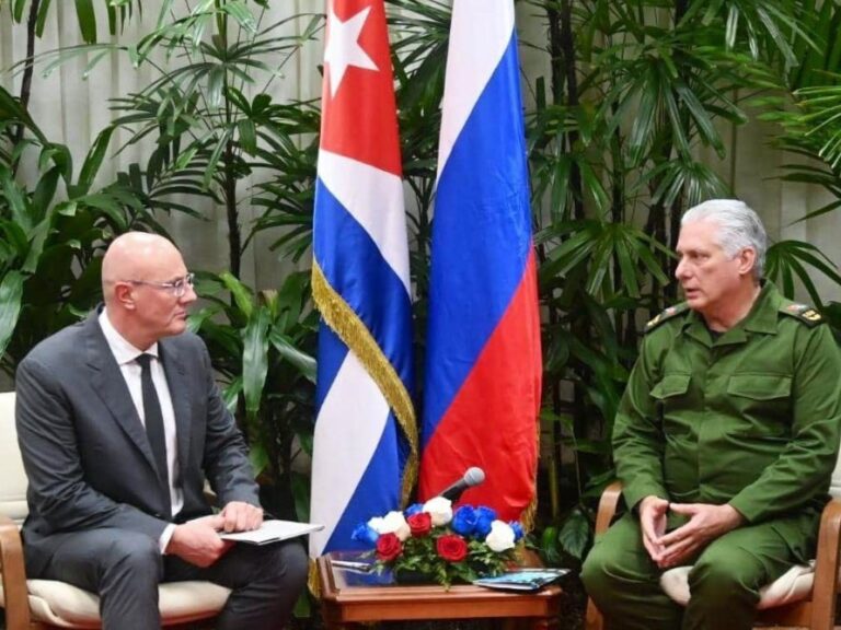 Diaz canel con vice ruso