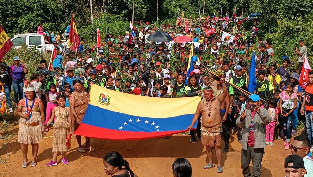 Comunidades indígenas protagonizan Congreso del Bloque Histórico Bolivariano en Caracas 5 F6k3T7UWkAEAb I 2